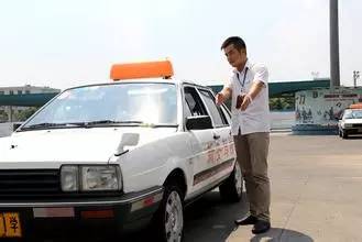 2019年汽車(chē)陪練老師的新標(biāo)準(zhǔn)